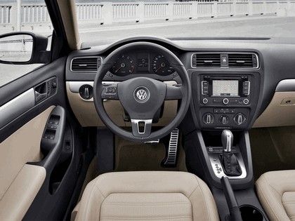 2010 Volkswagen Jetta - USA version 35