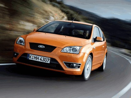 2005 Ford Focus ST 3-door european version 6