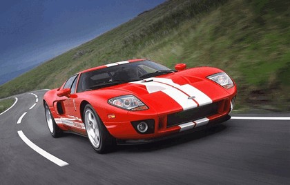 2005 Ford GT 32