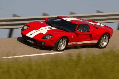 2005 Ford GT 62