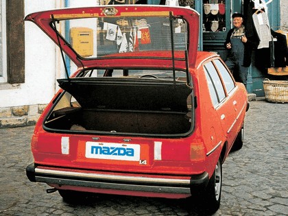 1977 Mazda 323 5-door ( FA ) 2