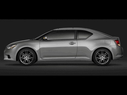 2010 Scion tC 17