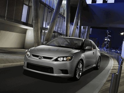 2010 Scion tC 21