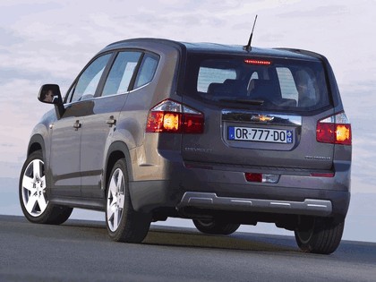 2010 Chevrolet Orlando 6