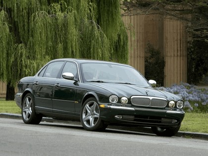 2005 Jaguar XJ Super V8 6