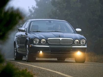 2005 Jaguar XJ Super V8 7