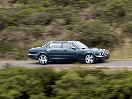 2005 Jaguar XJ Super V8 8