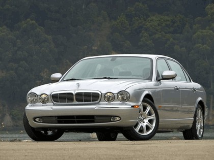 2005 Jaguar XJ8 L 29