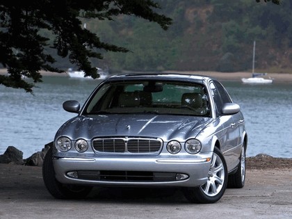 2005 Jaguar XJ8 L 31