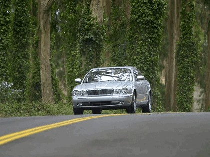 2005 Jaguar XJ8 L 33