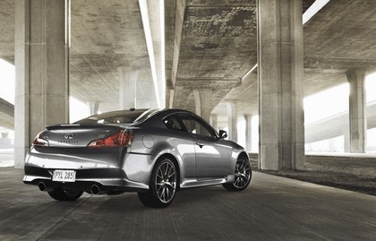 2010 Infiniti IPL G coupé concept 4