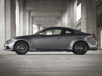 2010 Infiniti IPL G coupé concept 6