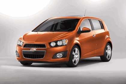 2011 Chevrolet Sonic hatchback 4