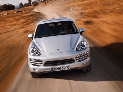 2011 Porsche Cayenne 8