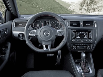 2011 Volkswagen Jetta GLI 12