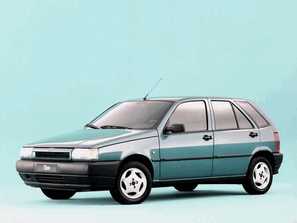 1993 Fiat Tipo 5-door 3