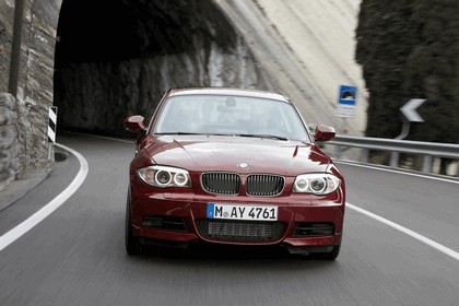 2011 BMW 1er coupé 24