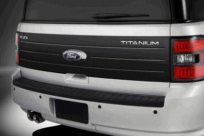2011 Ford Flex Titanium 6