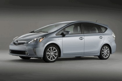 2011 Toyota Prius V hybrid 7