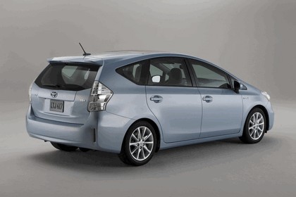 2011 Toyota Prius V hybrid 11