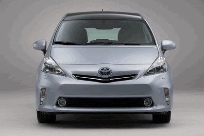 2011 Toyota Prius V hybrid 14