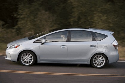 2011 Toyota Prius V hybrid 24