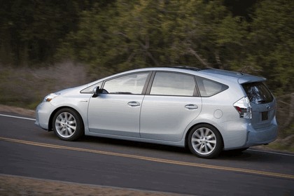 2011 Toyota Prius V hybrid 26