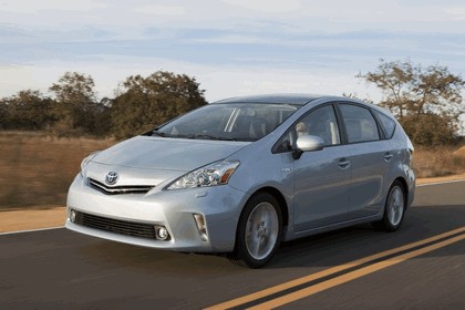 2011 Toyota Prius V hybrid 33