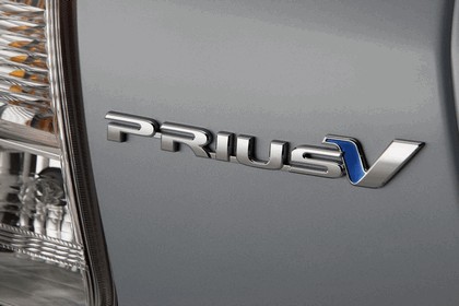 2011 Toyota Prius V hybrid 45