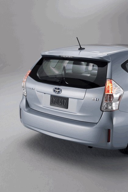 2011 Toyota Prius V hybrid 48