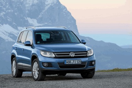 2011 Volkswagen Tiguan 7