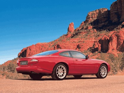 1998 Jaguar XKR coupé 12