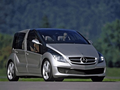 2005 Mercedes-Benz F600 HyGenius concept 10