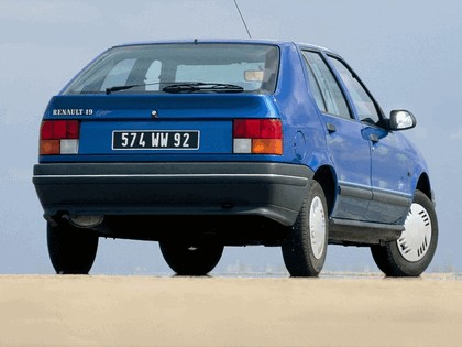1991 Renault 19 TS Europa 2