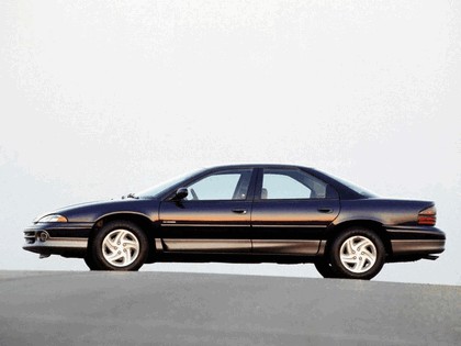 1993 Dodge Intrepid 3