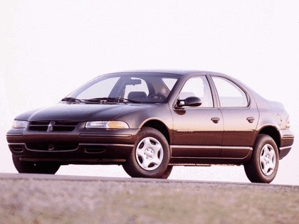1995 Dodge Stratus 1