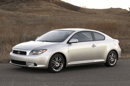 2005 Scion tC 1