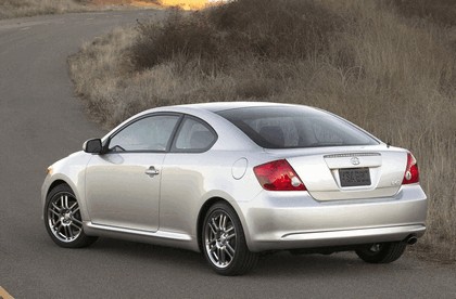 2005 Scion tC 4