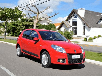 2011 Renault Sandero - Brazil version 6