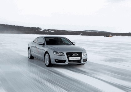 2011 Audi e-tron quattro concept 5