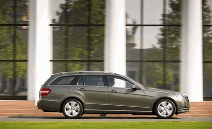 2011 Mercedes-Benz E250 CDI BlueEFFICIENCY Station Wagon 3