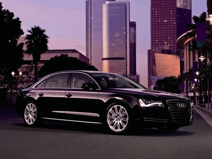 2010 Audi A8L 4.2 FSI quattro - USA version 4