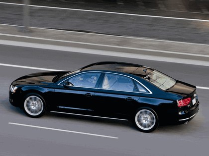 2010 Audi A8L 4.2 FSI quattro - USA version 5