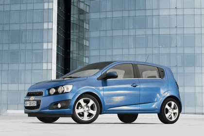 2011 Chevrolet Aveo HB5 8