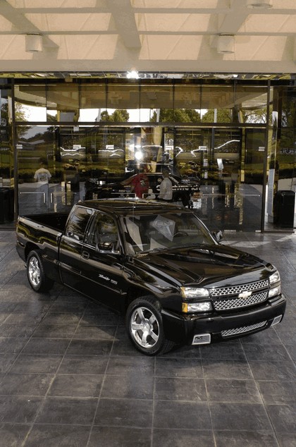 2006 Chevrolet Silverado Intimidator SS 2