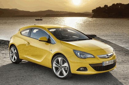 2011 Opel Astra GTC 2