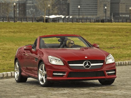 2011 Mercedes-Benz SLK 350 AMG with Sports Package - USA version 2