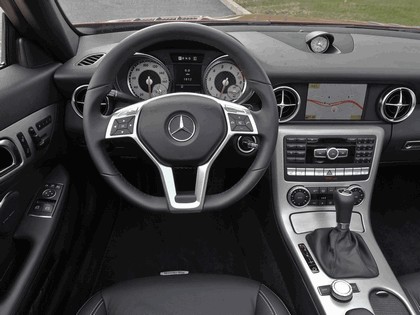 2011 Mercedes-Benz SLK 350 AMG with Sports Package - USA version 23