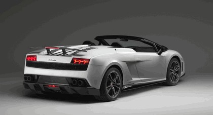 2010 Lamborghini Gallardo LP570-4 spyder Performante 2