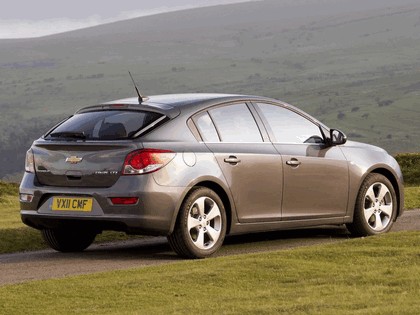 2011 Chevrolet Cruze hatchback - UK version 16